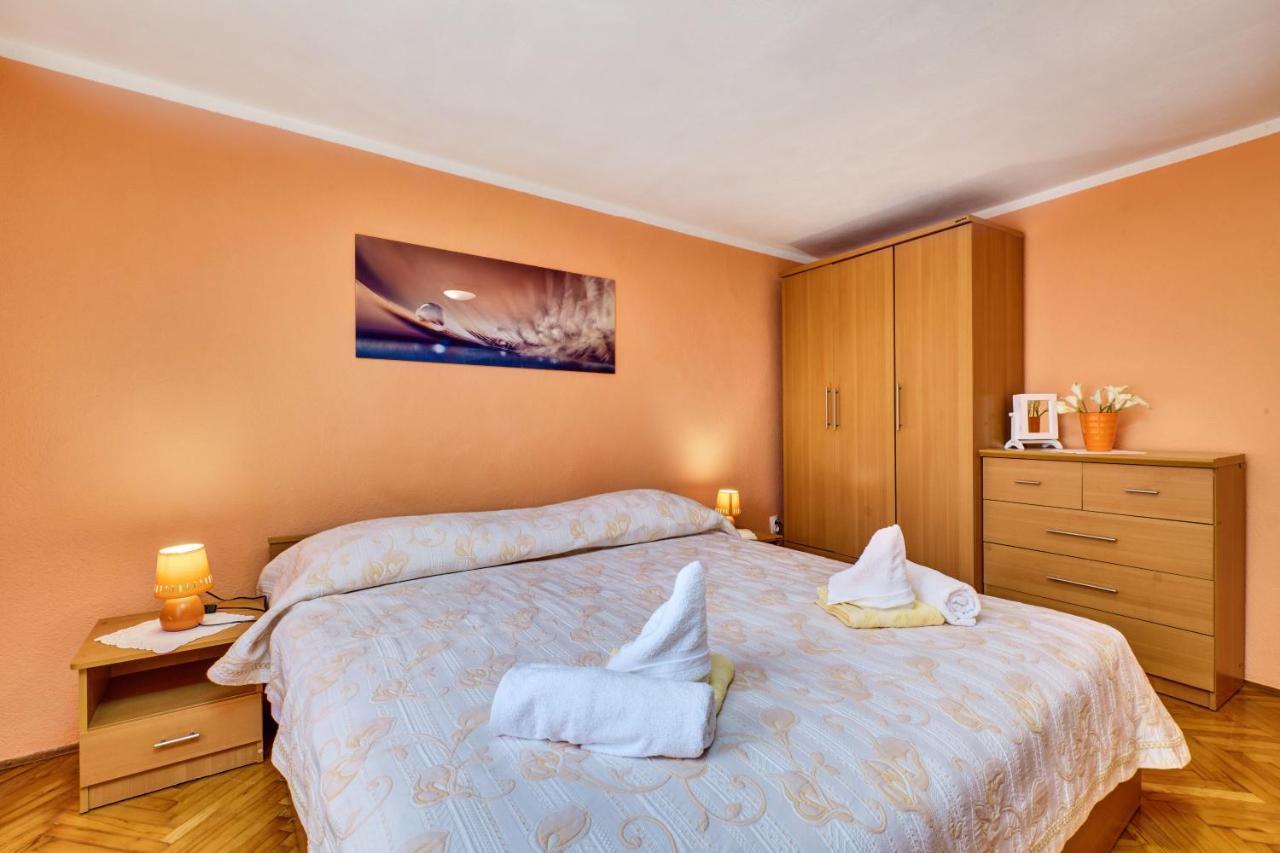 Apartments Ljubica ヴェリ・ロシニュ エクステリア 写真